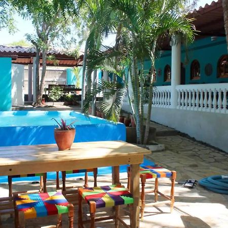 Casa De Los Cocos Bed & Breakfast Transito Екстериор снимка