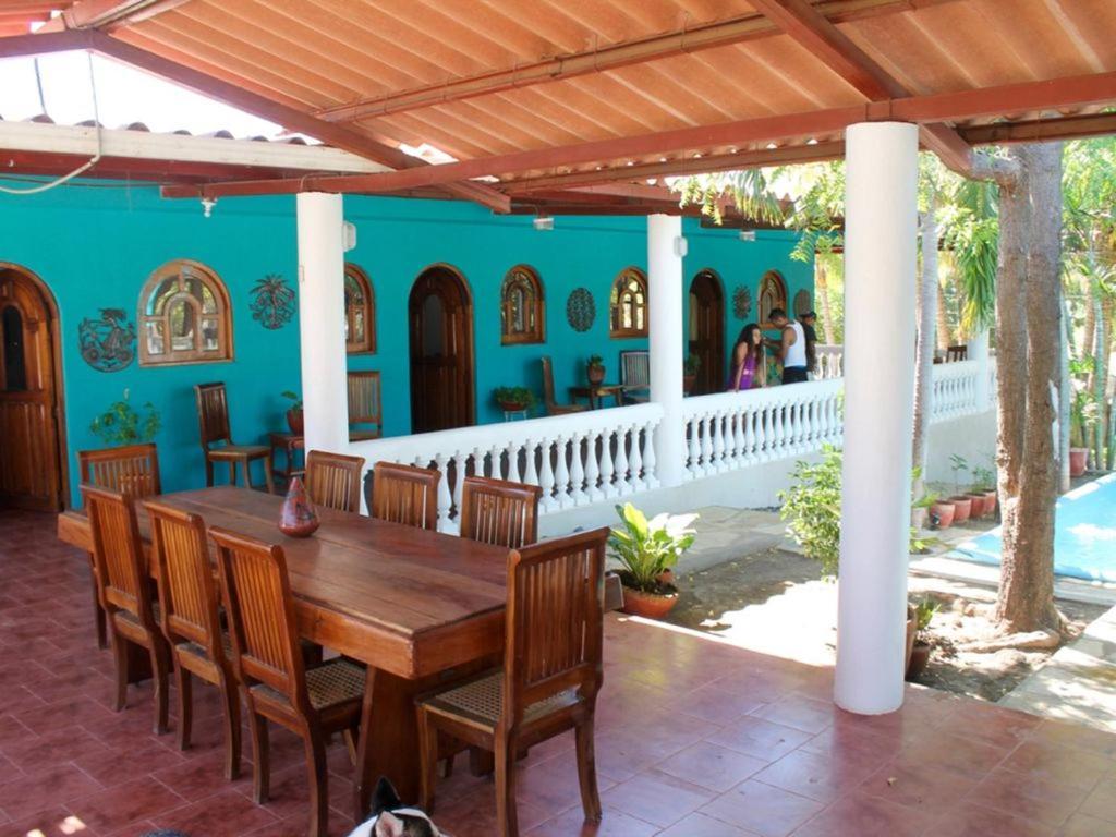 Casa De Los Cocos Bed & Breakfast Transito Екстериор снимка